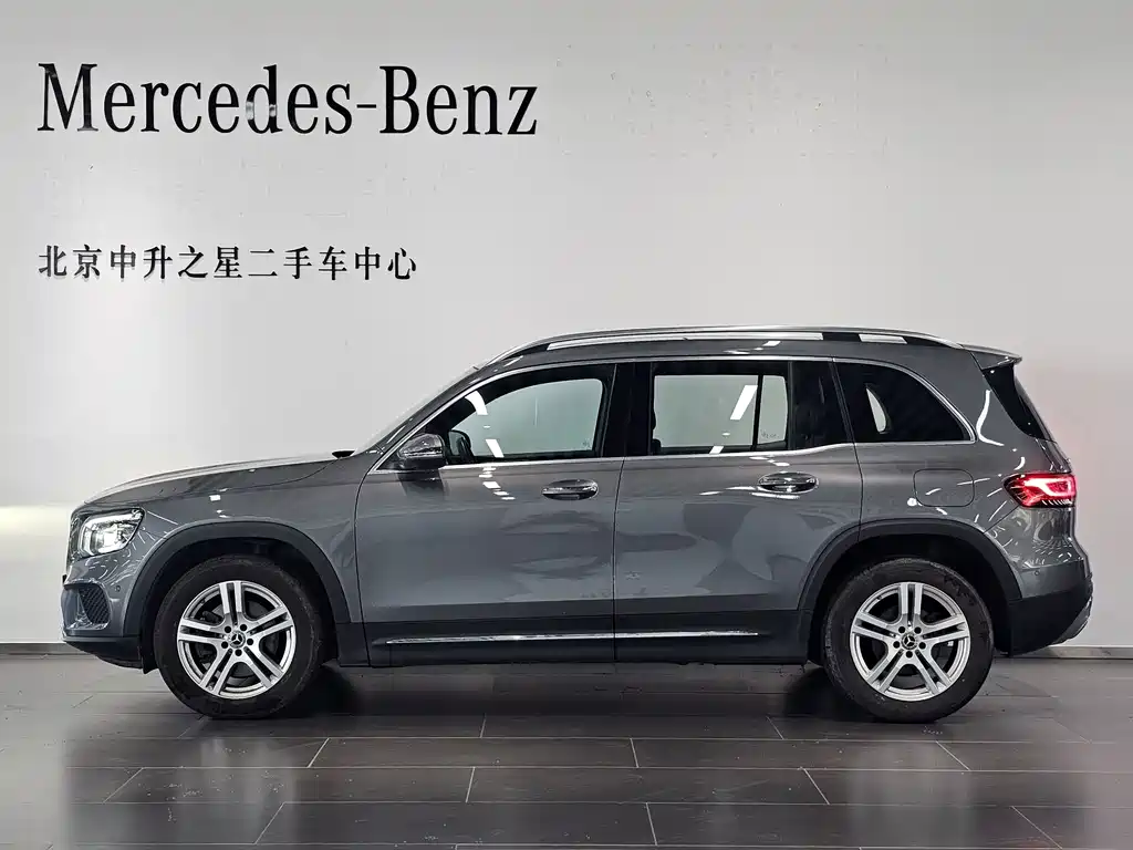 Mercedes-Benz GLB — миниатюра 2