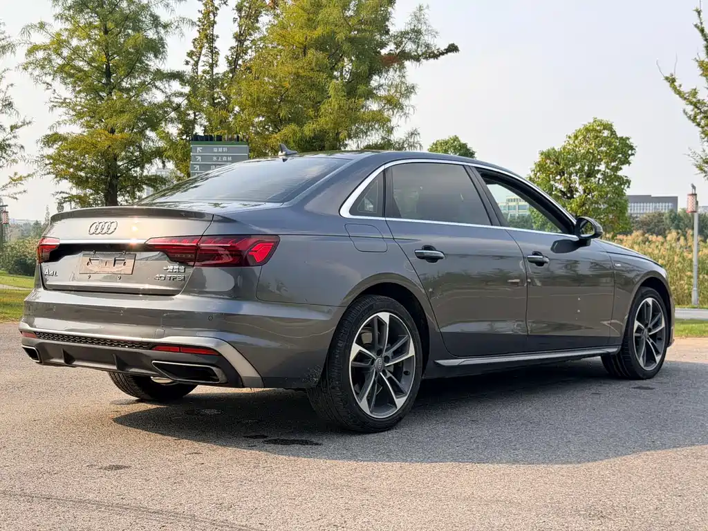 Audi A4L — миниатюра 6