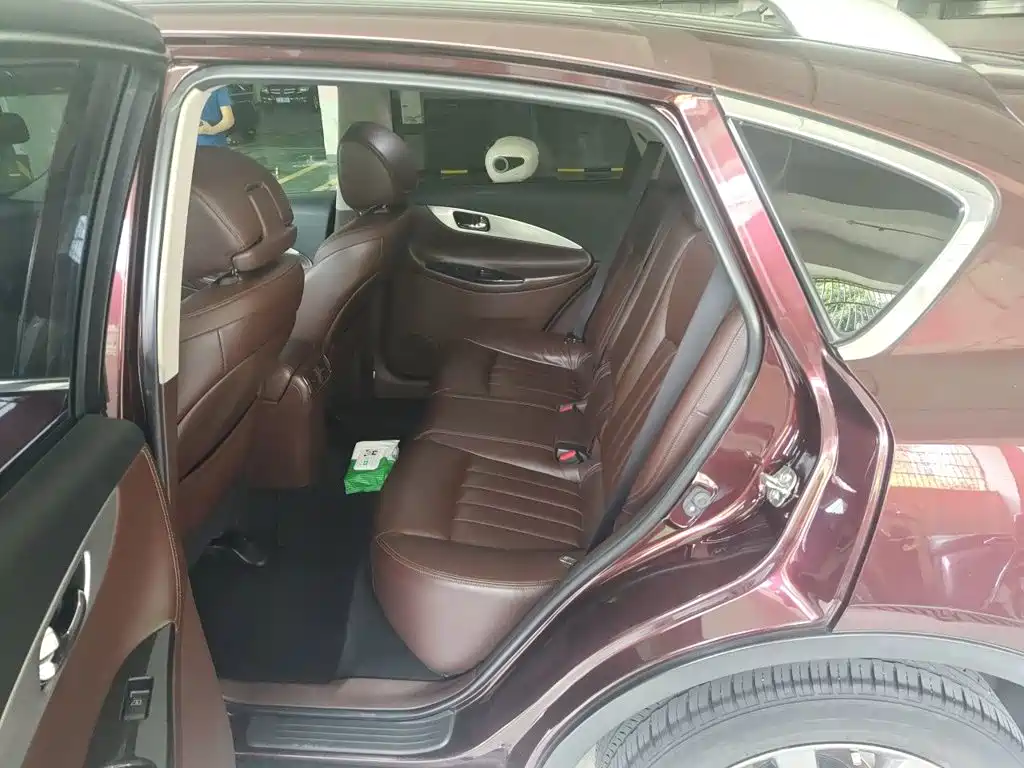 Infiniti QX50 — миниатюра 15