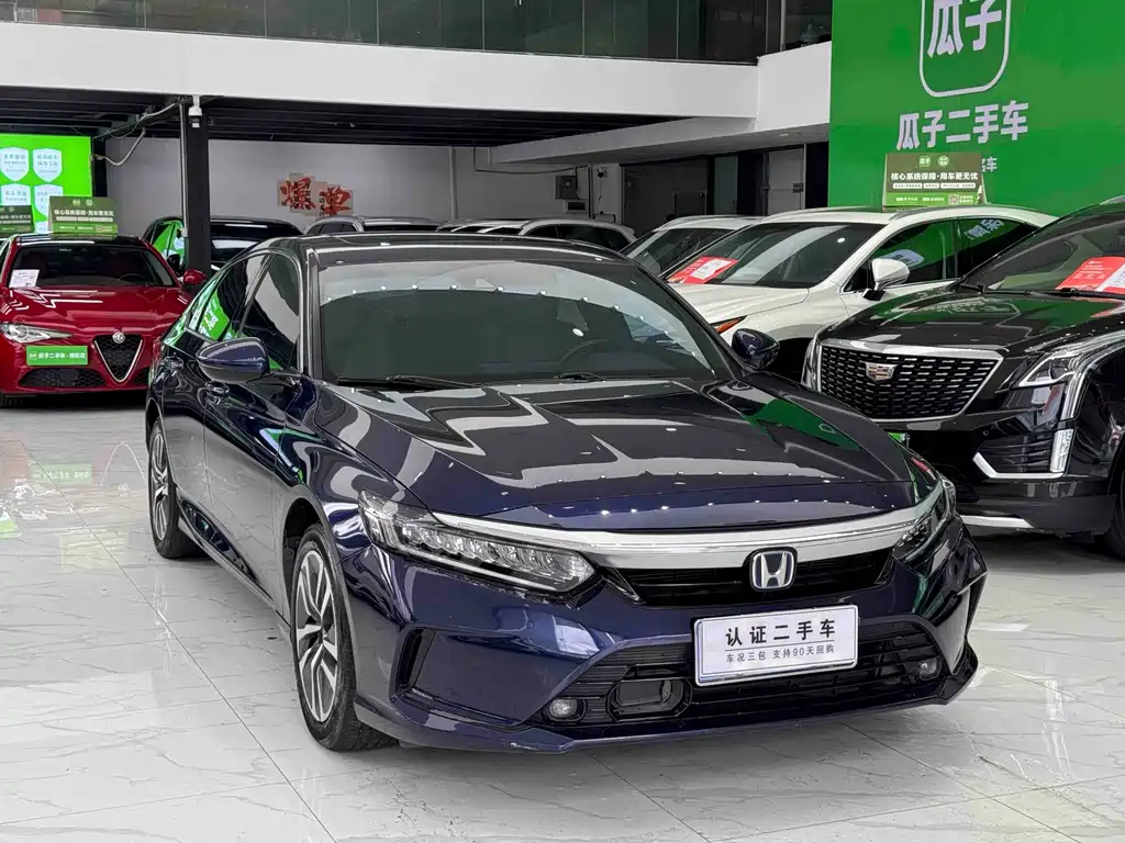 Honda Inspire Sharp Hybrid 2.0L Pure Elegant Edition, фото 3