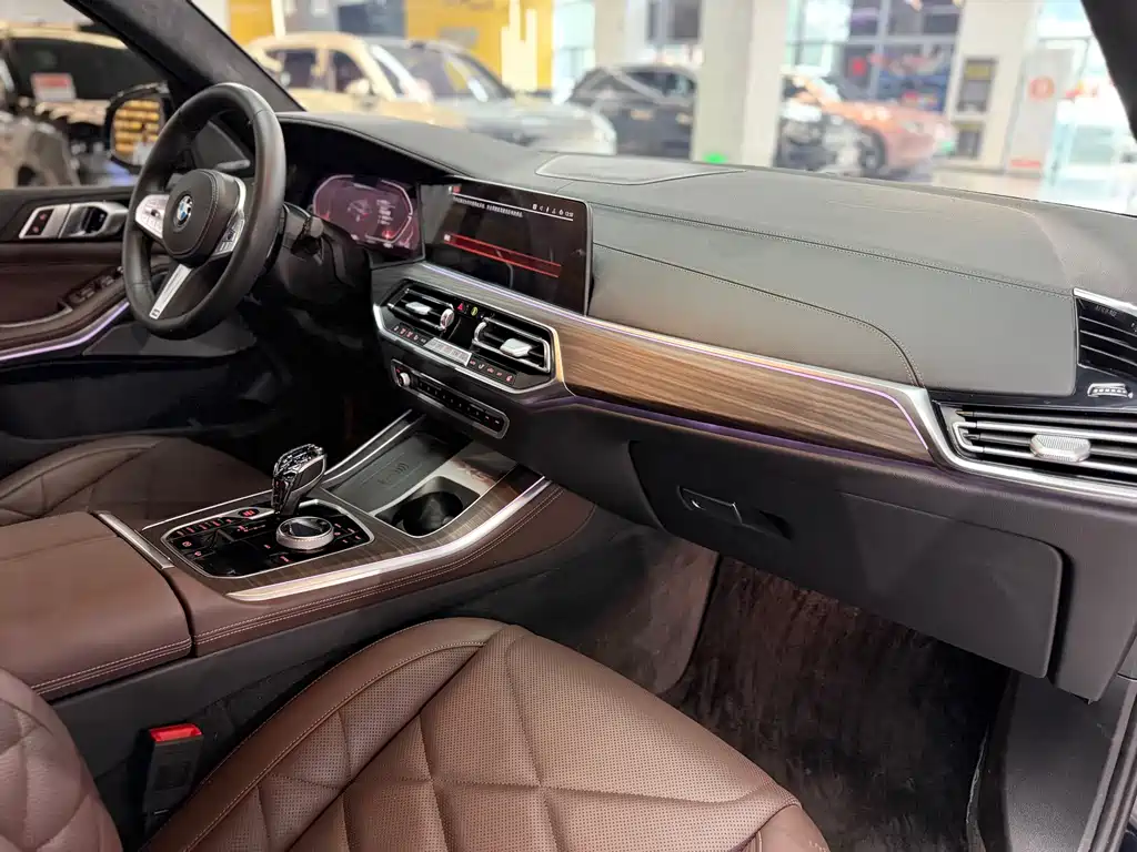 BMW X5 — миниатюра 12