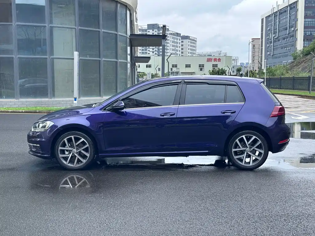 Volkswagen Golf — миниатюра 4