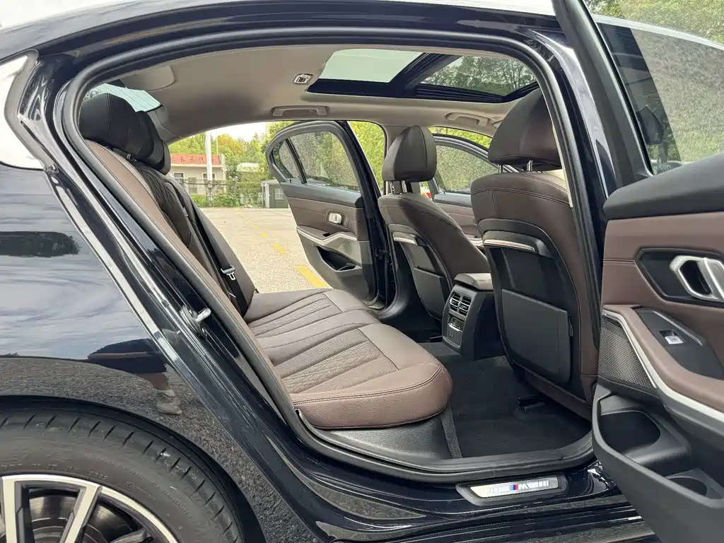 BMW 3 Series — миниатюра 14