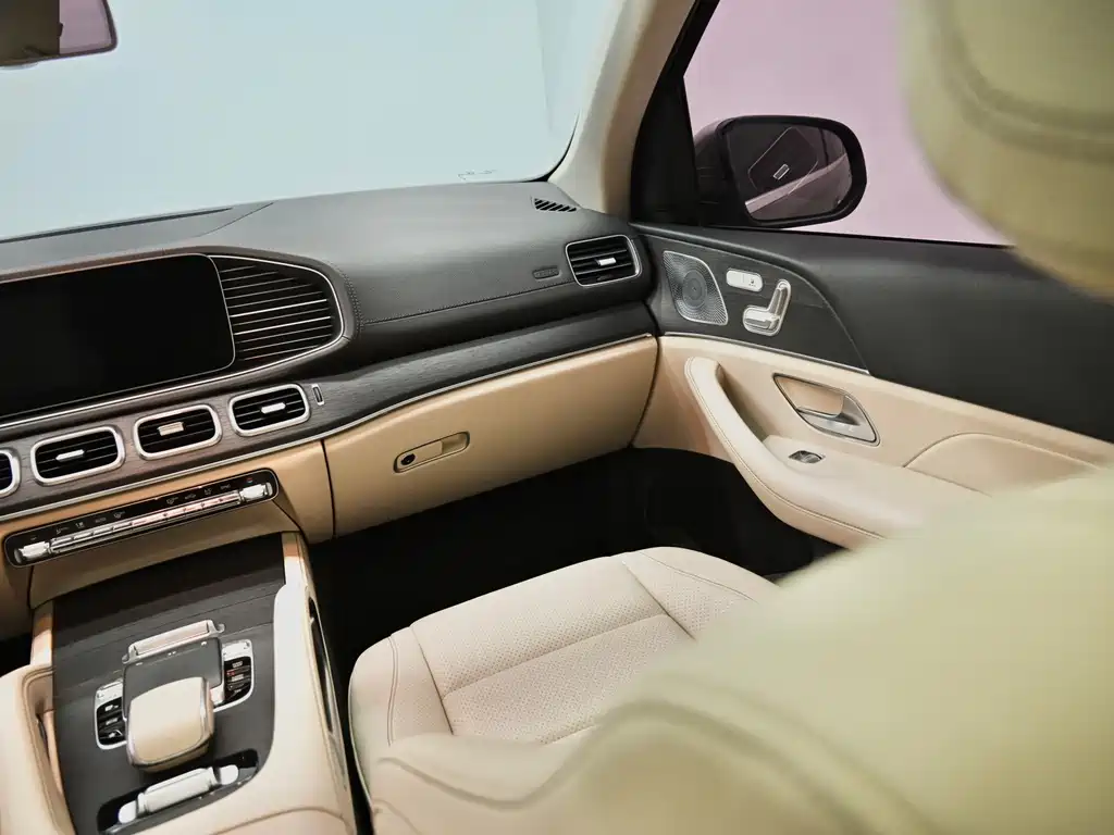 Mercedes-Benz GLE (Import) — миниатюра 11