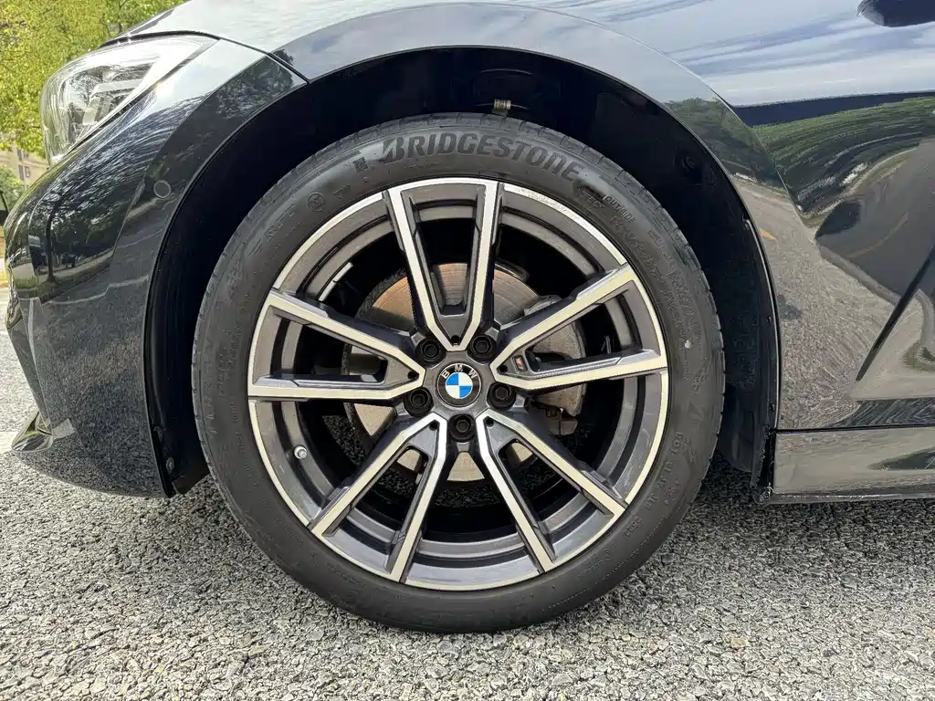 BMW 3 Series — миниатюра 8