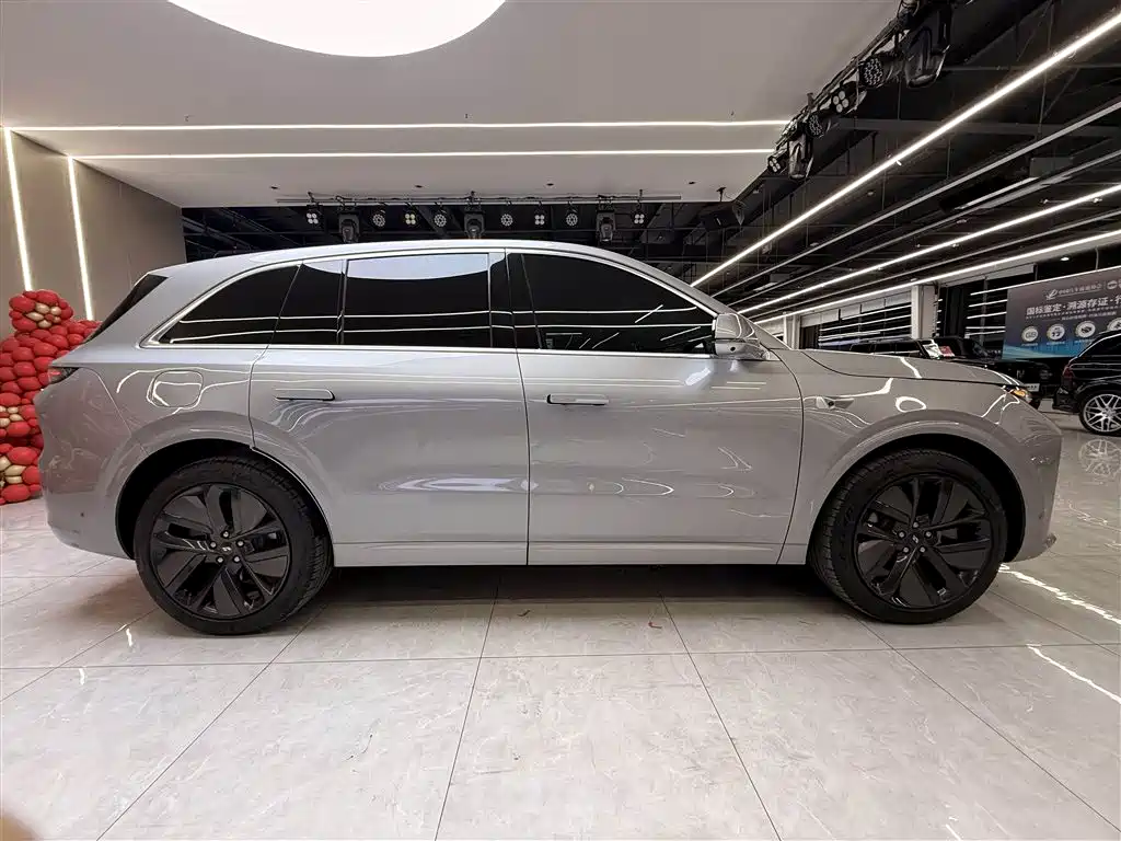 Li Auto IDEAL L6