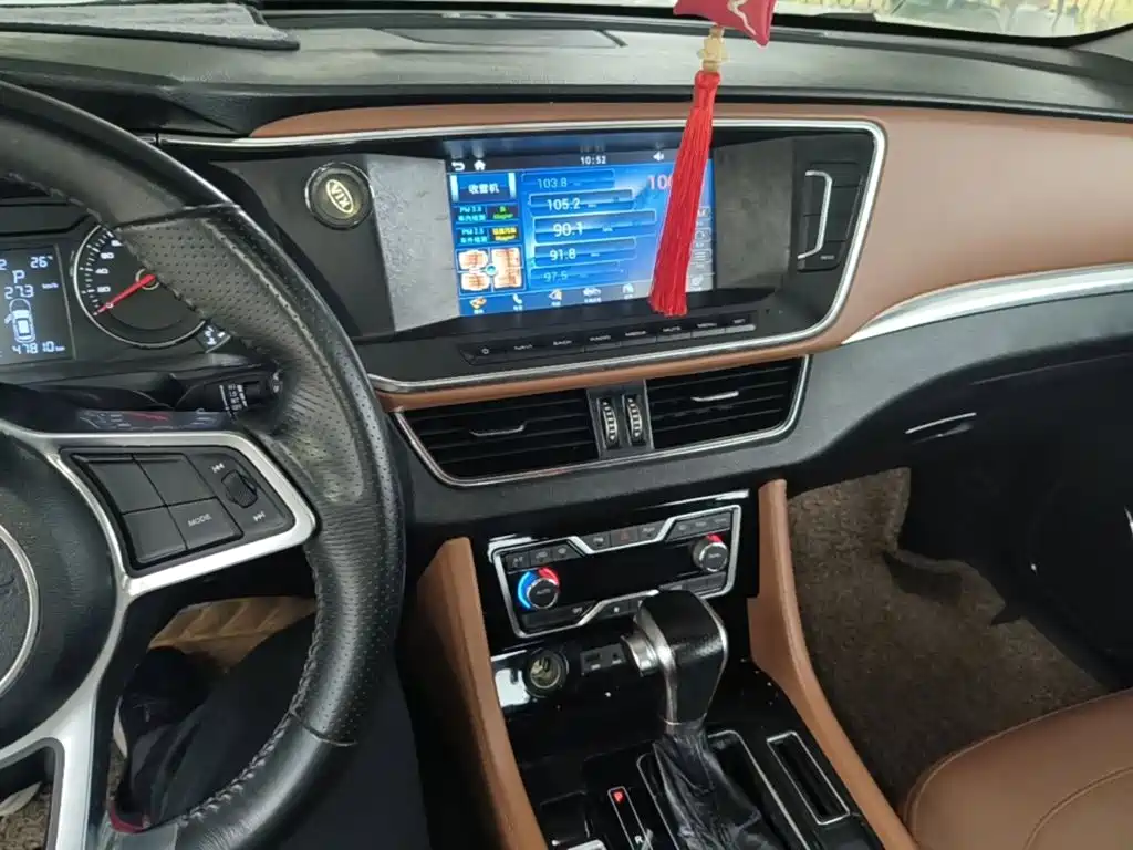 Zotye T600 Coupe — миниатюра 10
