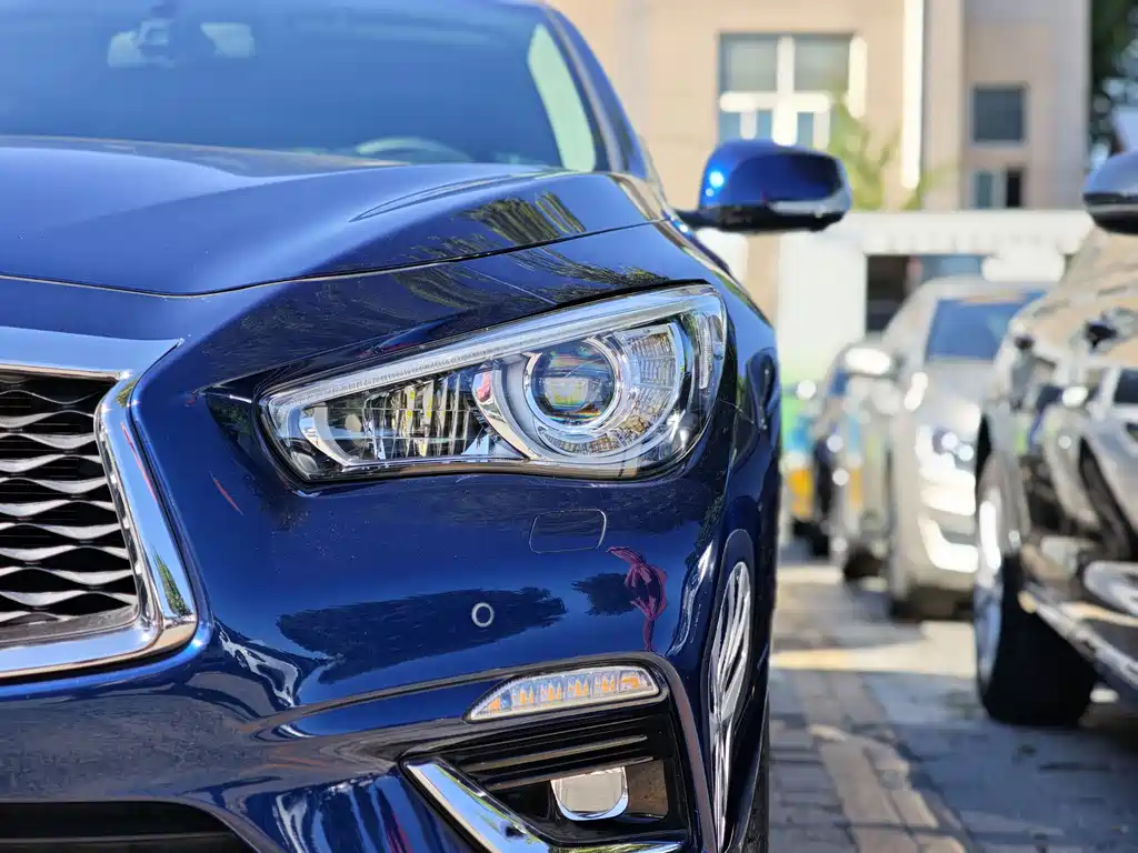 Infiniti Q50L — миниатюра 13