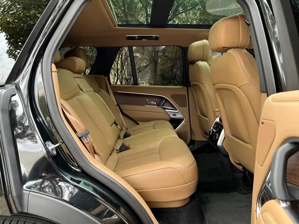 Land Rover Range Rover — миниатюра 13