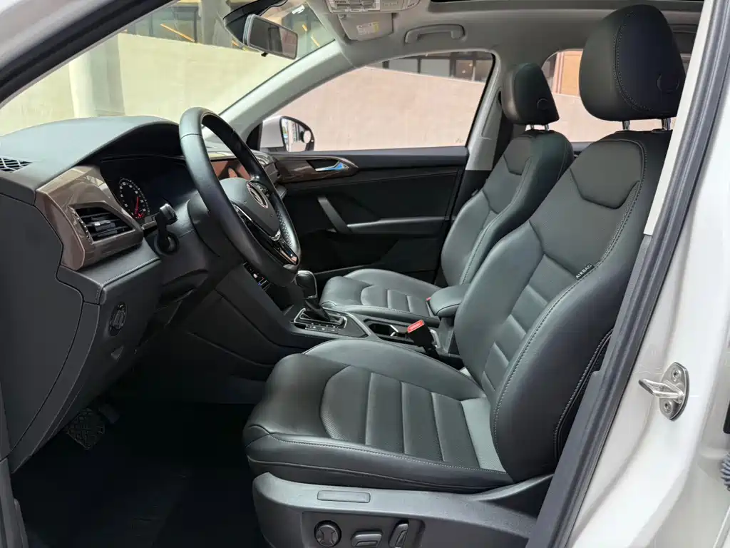 Volkswagen Tharu — миниатюра 9