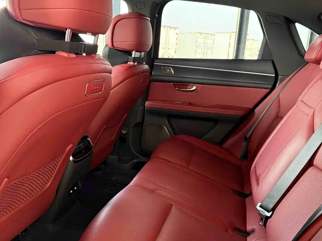 AITO ASK THE WORLD M5