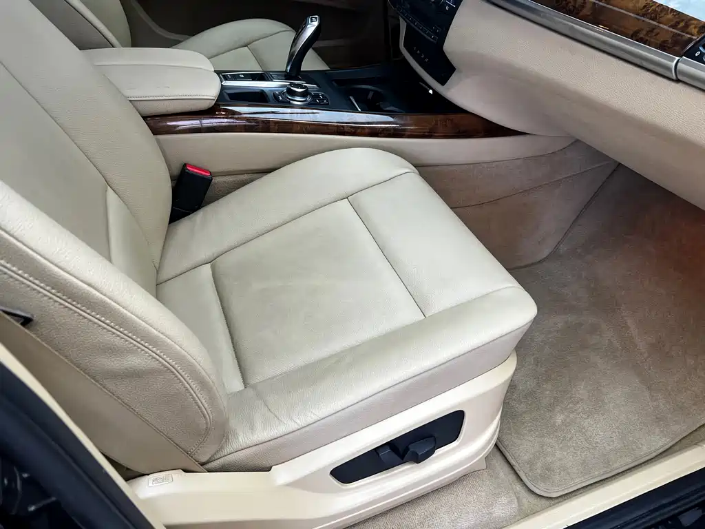 BMW X5 (Import) — миниатюра 23