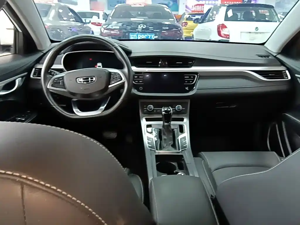 Geely Emgrand — миниатюра 10