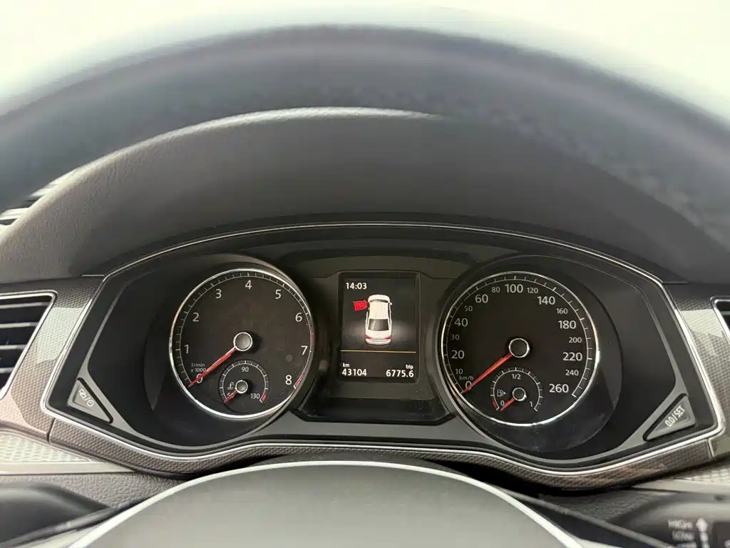 Volkswagen Passat — миниатюра 11