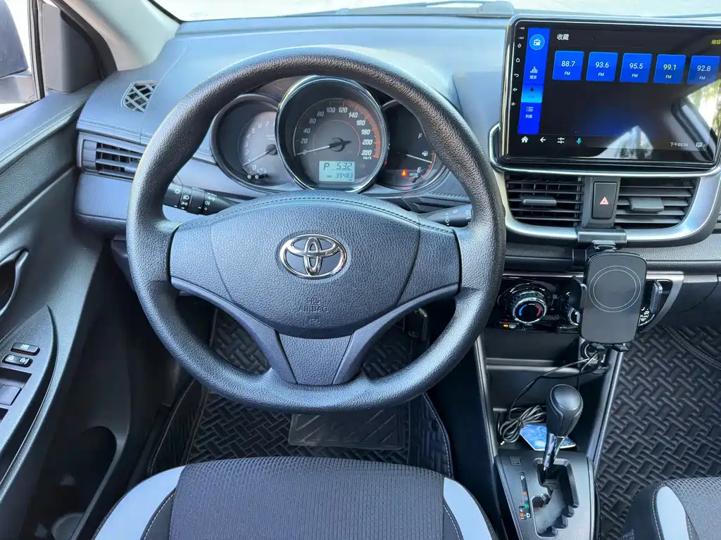 Toyota Yaris L Zhixuan X 1.5L CVT Leading Edition, фото 9