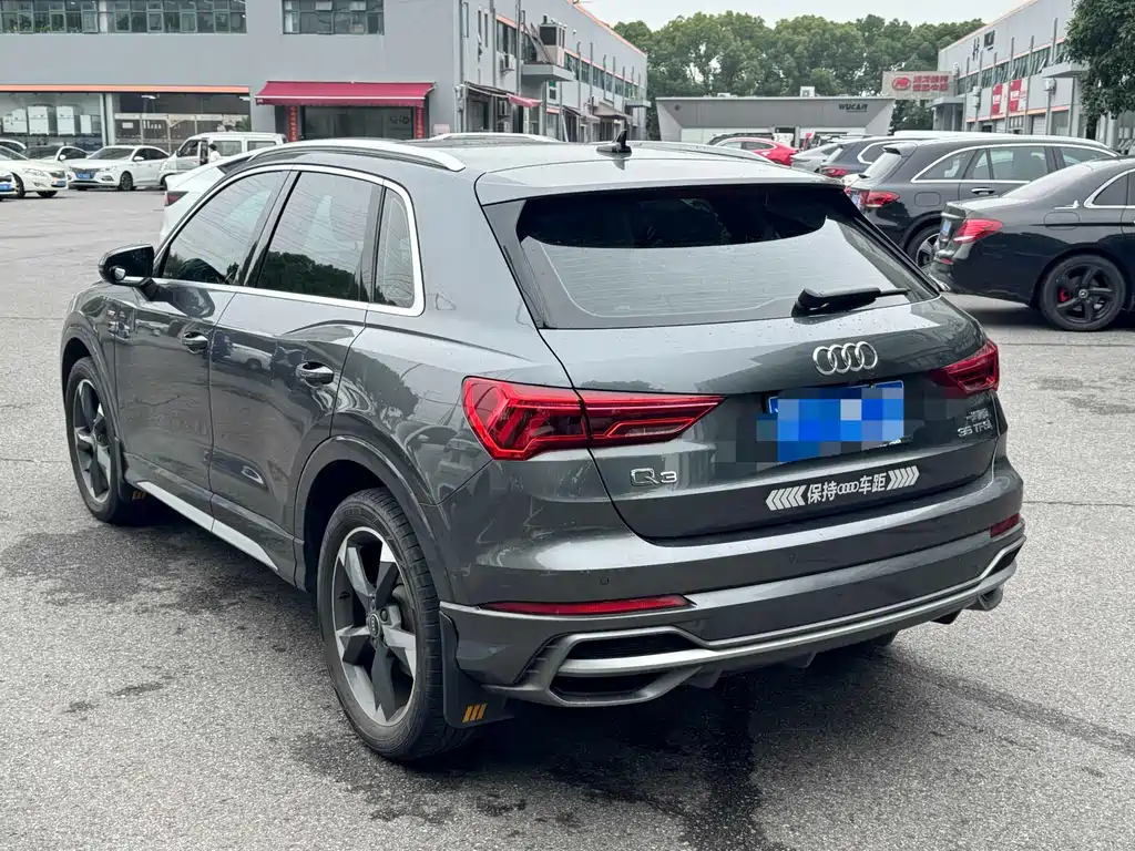 Audi Q3 2022 35 TFSI Fashion