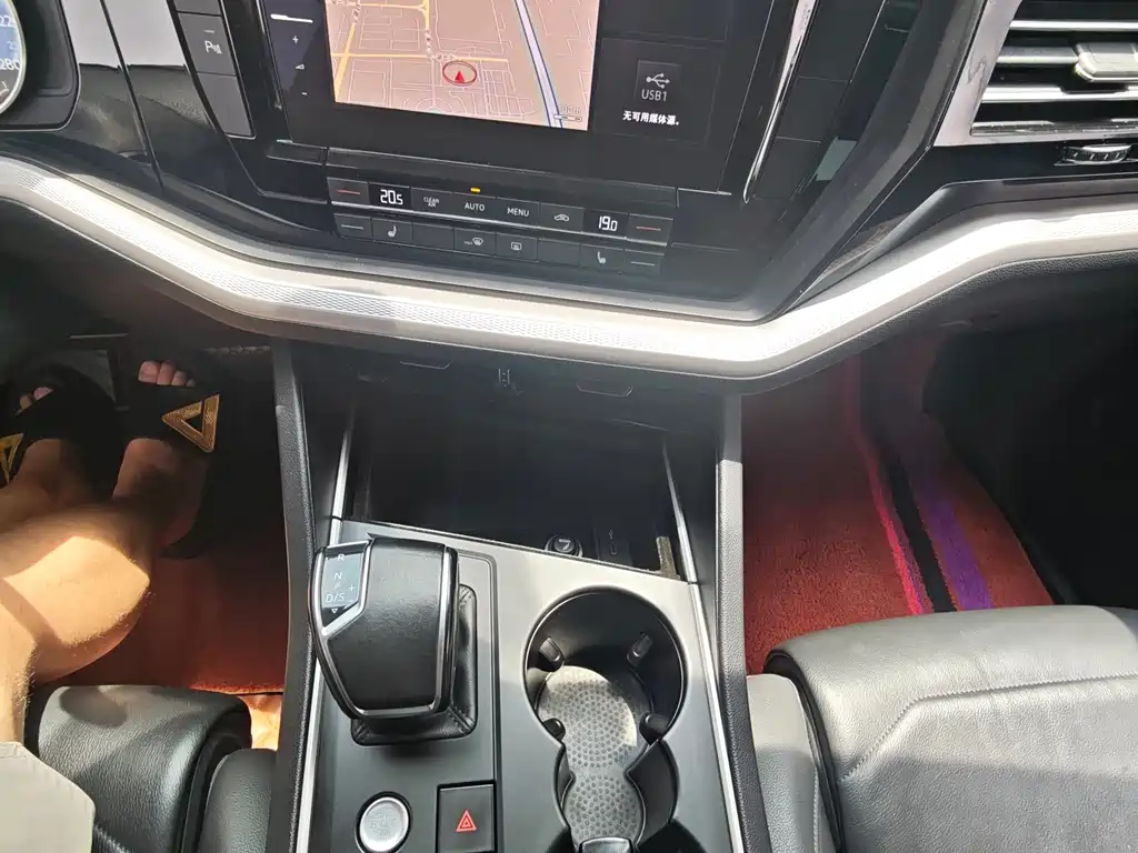 Volkswagen Touareg 2019 2.0TSI VI