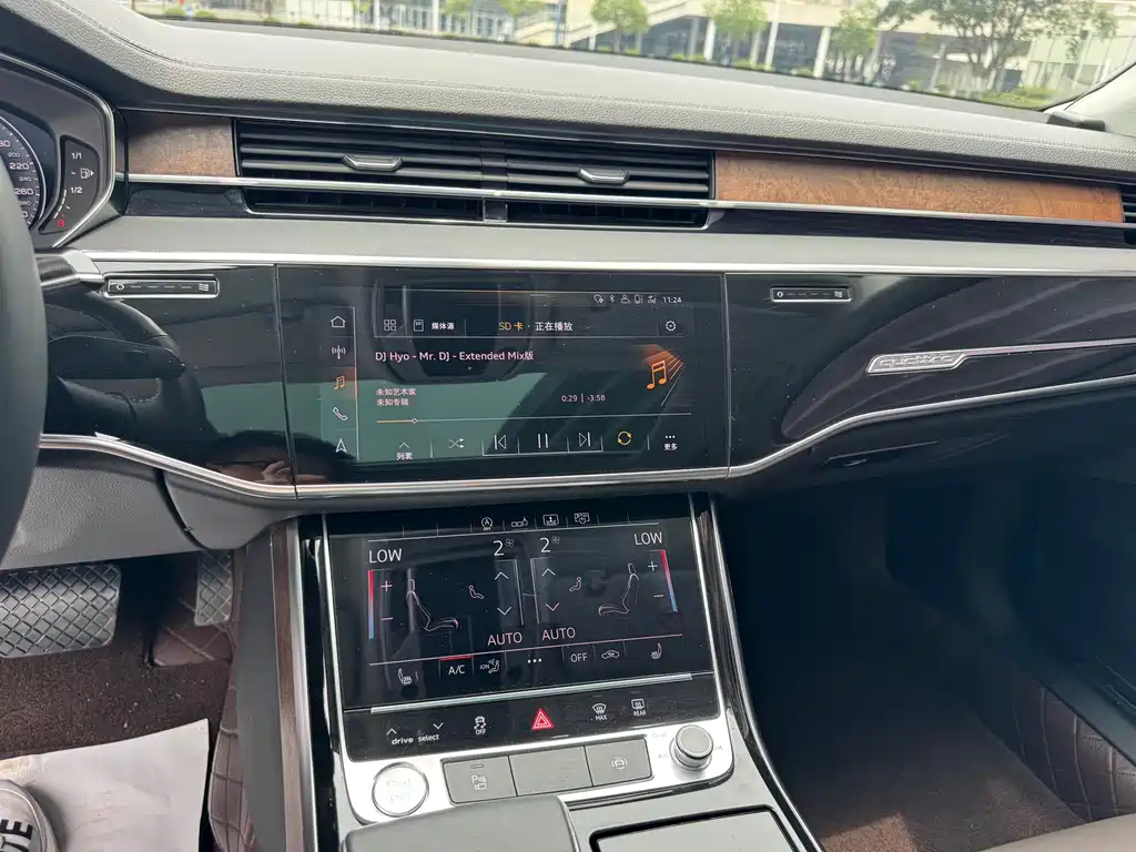 Audi A8 2018 A8L 55 TFSI quattro Premium