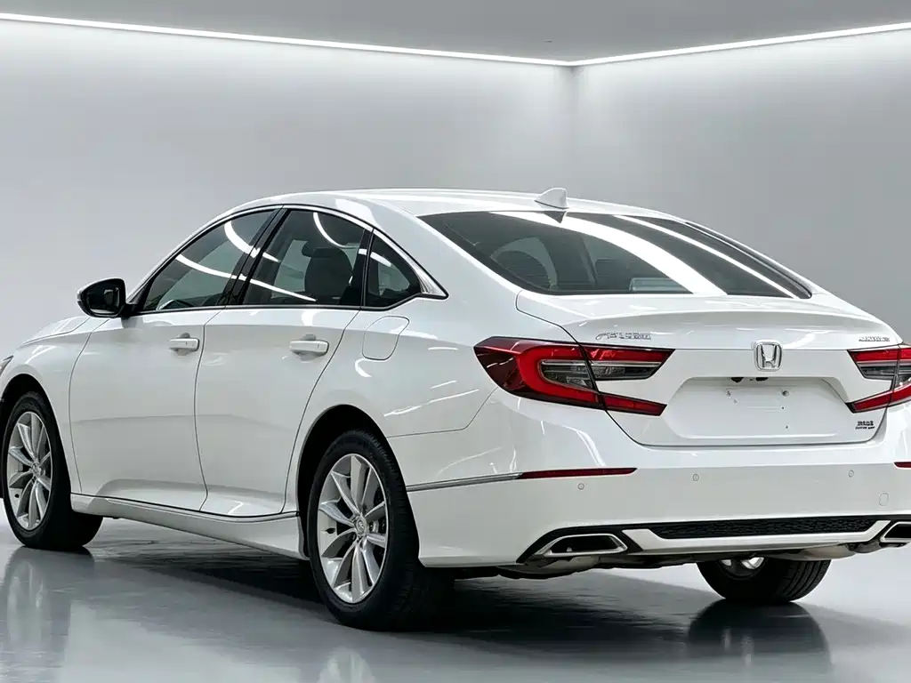 Honda Accord — миниатюра 4