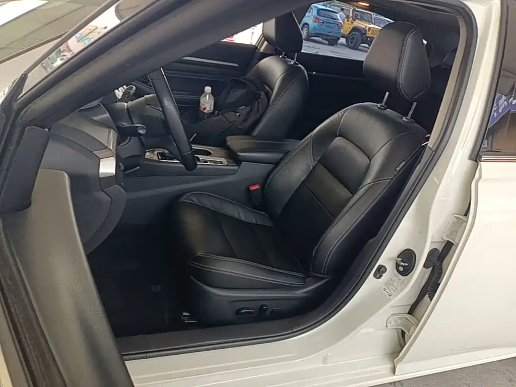 Nissan Teana — миниатюра 15