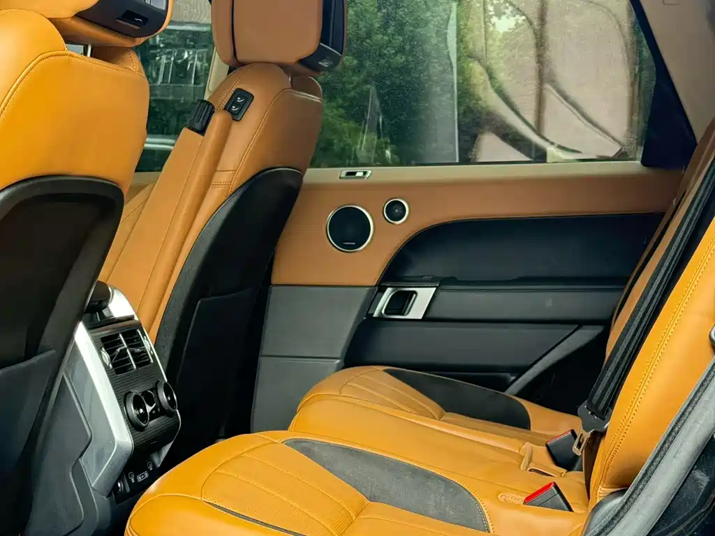 Land Rover Range Rover Sport 2019 3.0 L6 HSE DYNAMIC