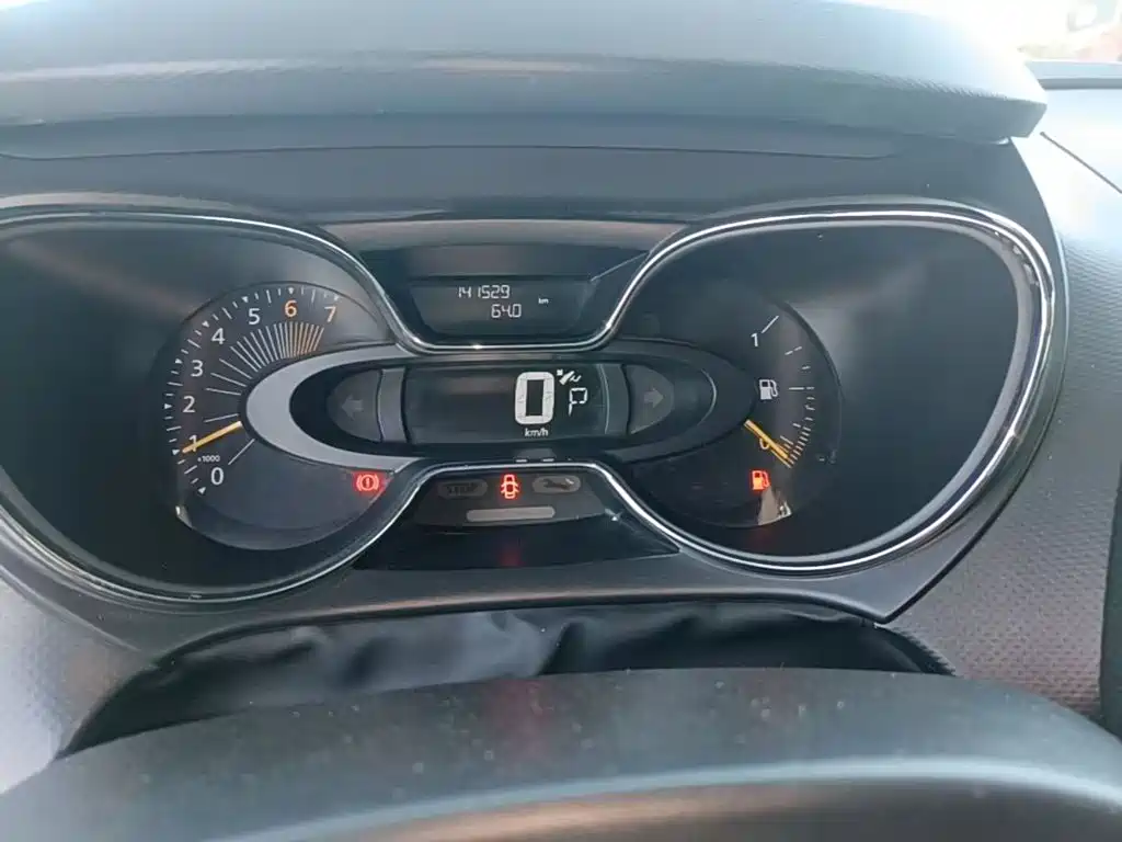 Renault Captur — миниатюра 12