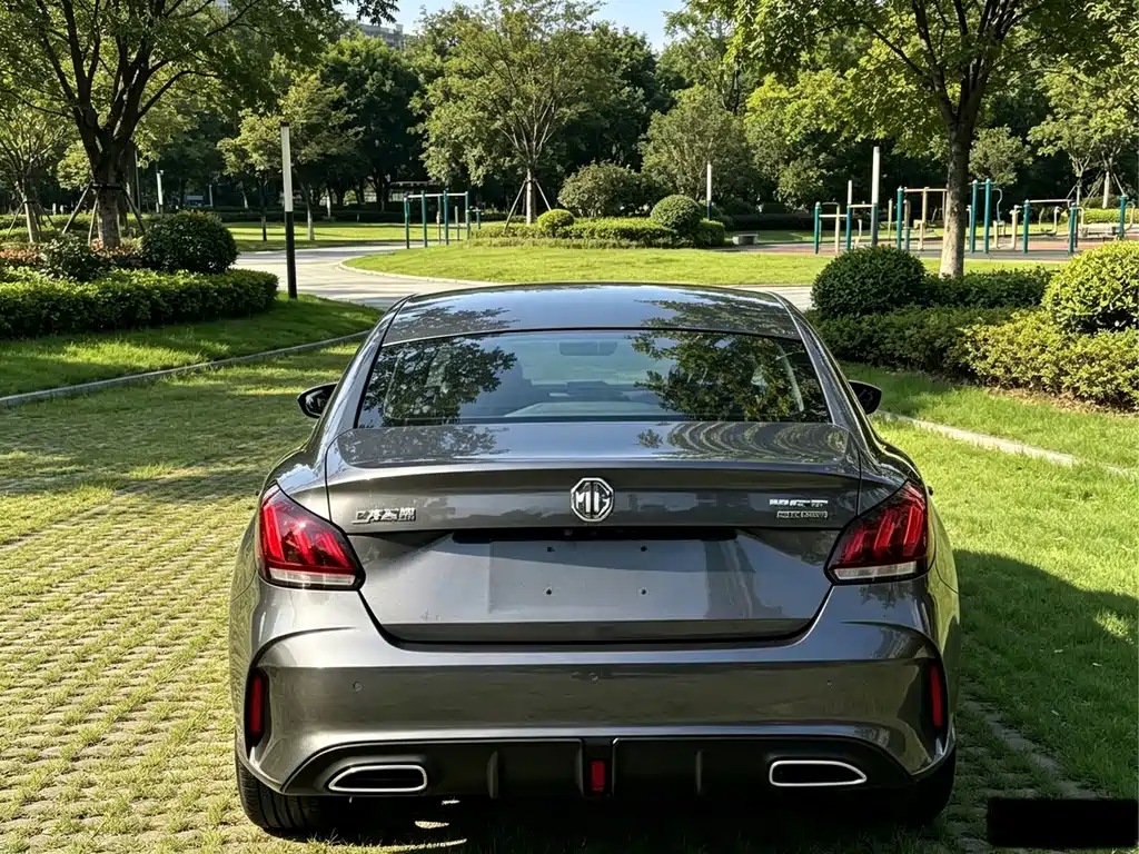 MG MG5 — миниатюра 8