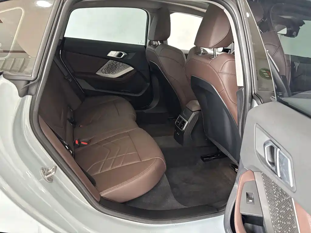 BMW 2 Series — миниатюра 22