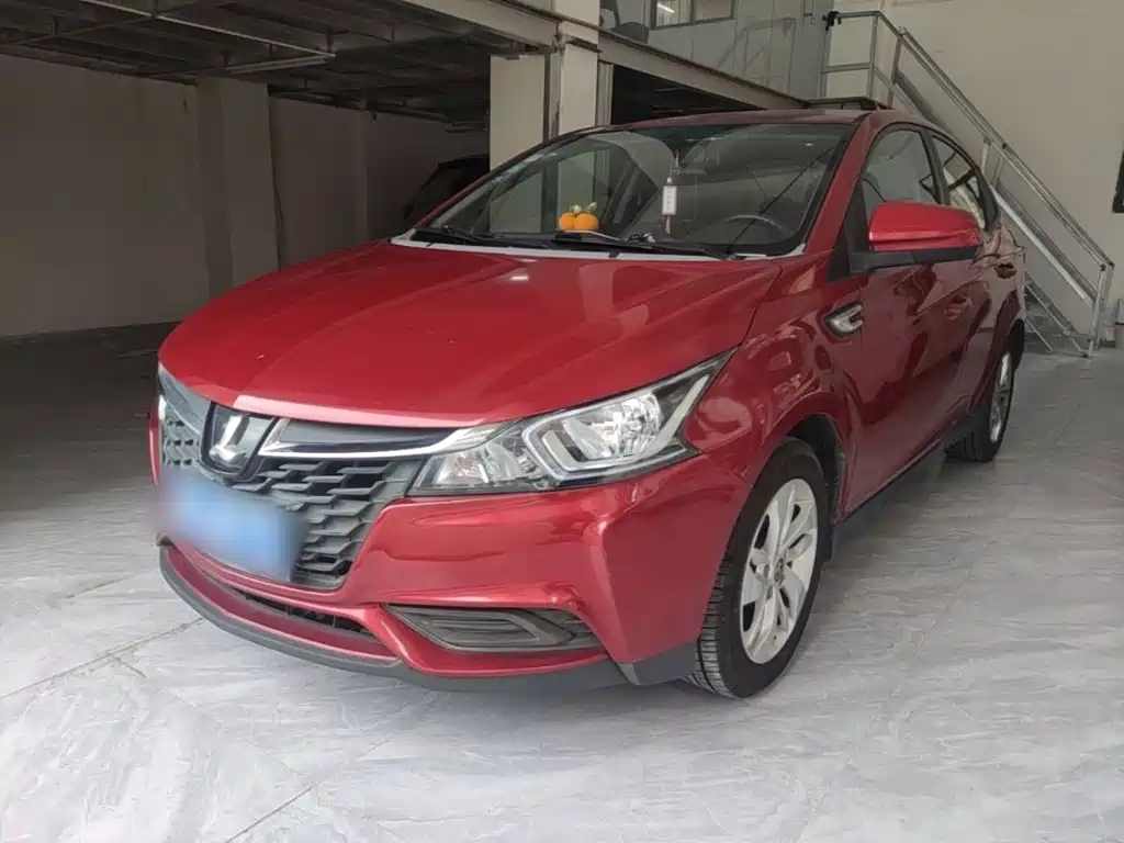 Luxgen Rui 3