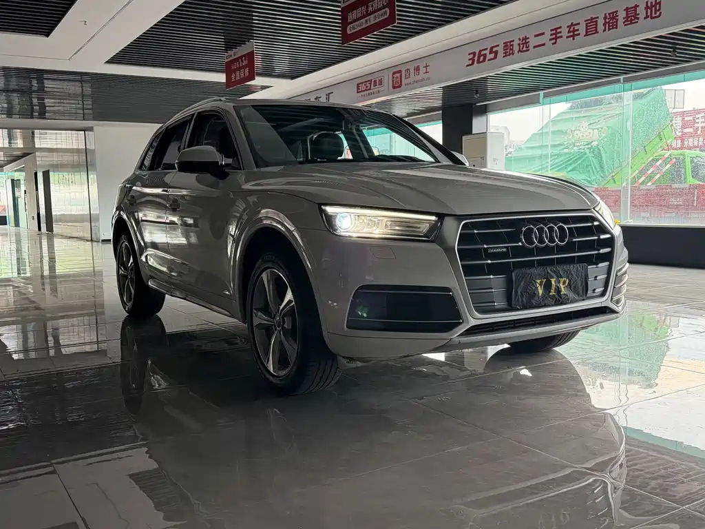 Audi Q5L — миниатюра 3