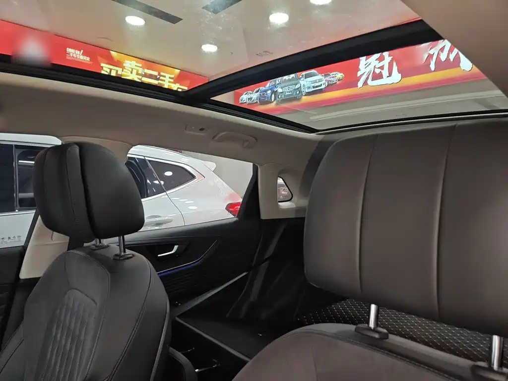 Hongqi Hongqi HS5 — миниатюра 16
