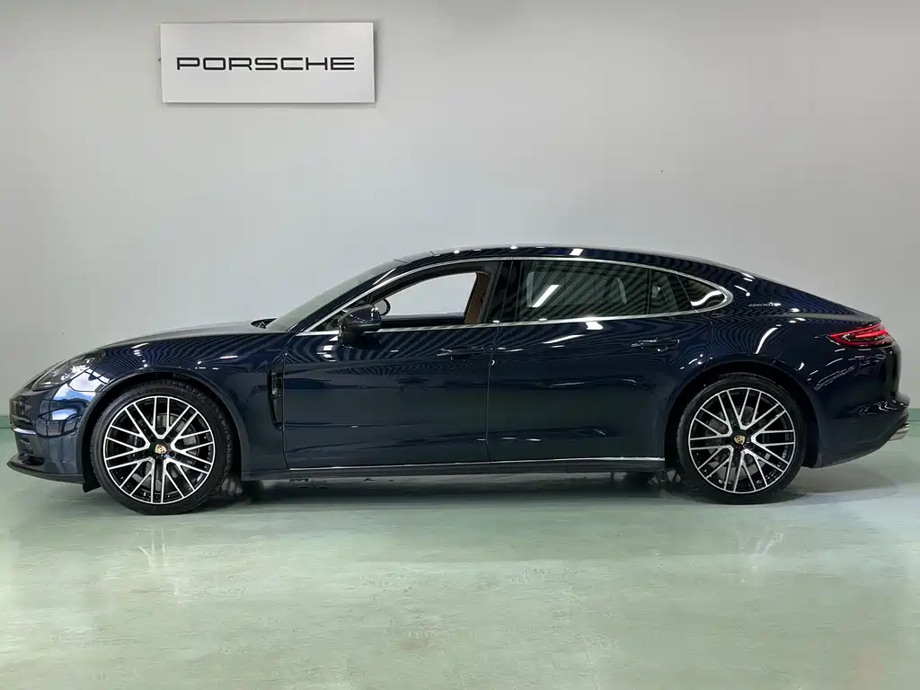Porsche Panamera — миниатюра 8