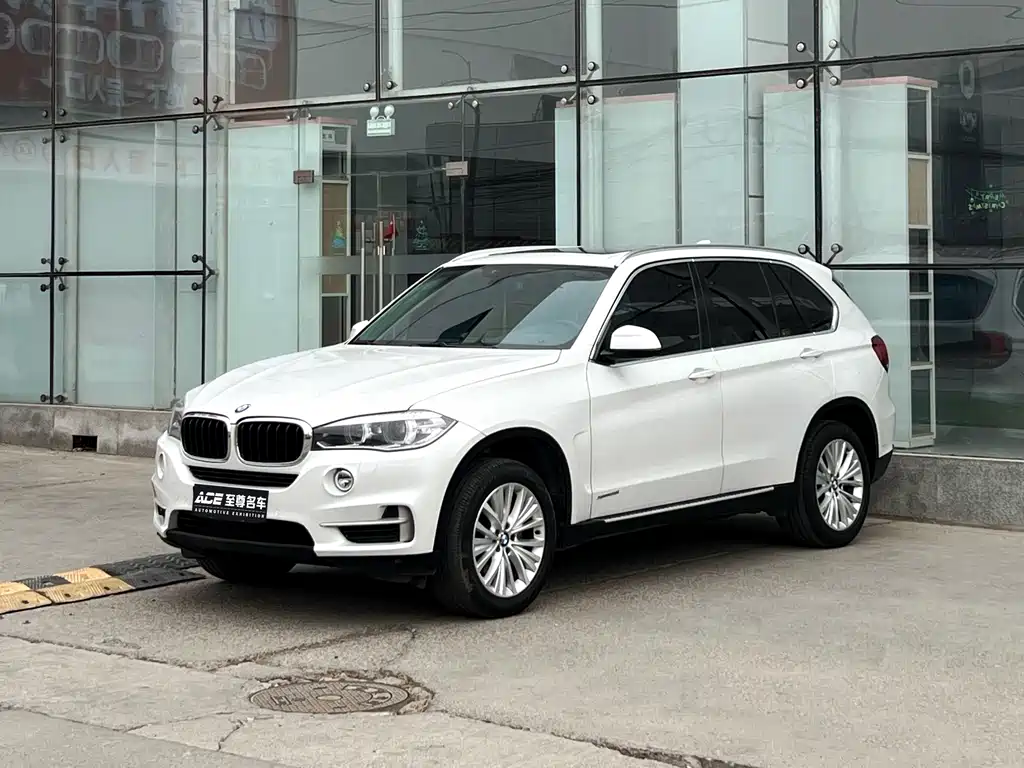 BMW X5 (Import)