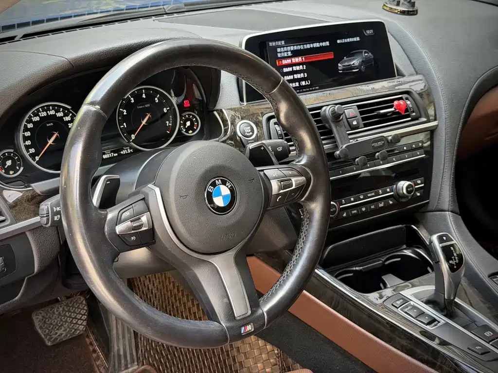BMW 6 Series — миниатюра 8