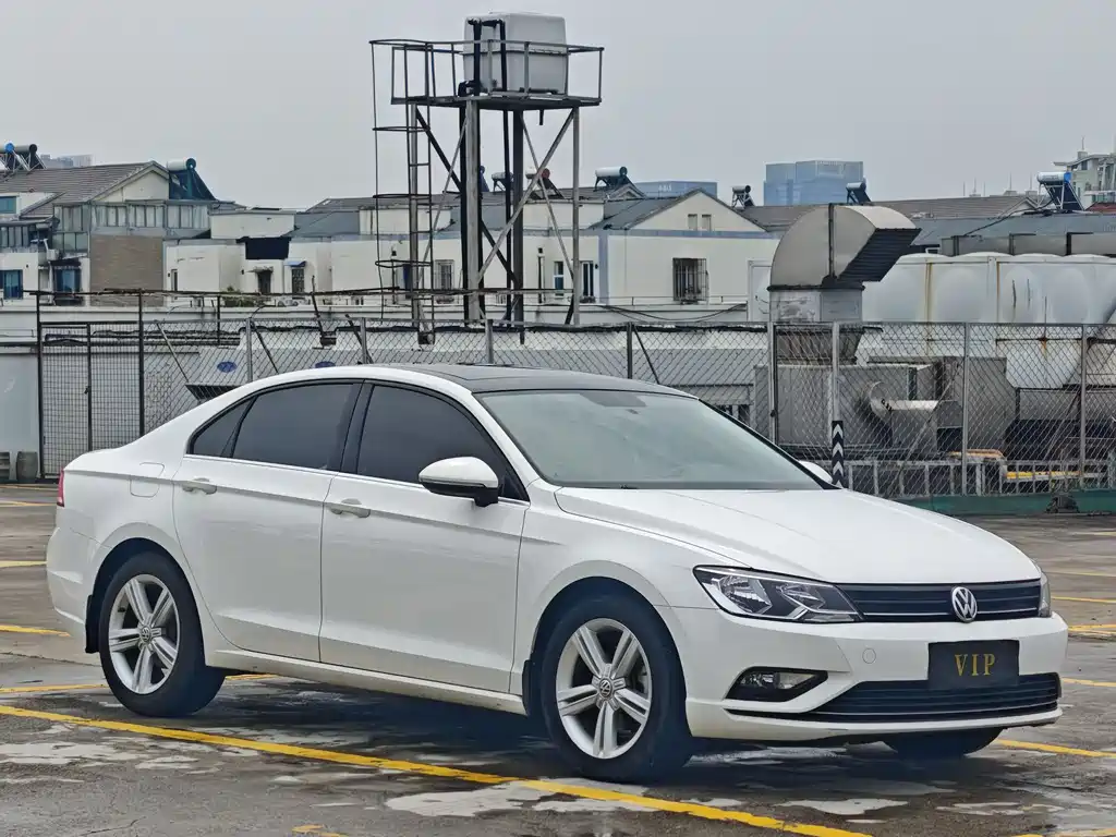 Volkswagen Lamando 2018 280TSI DSG Comfort