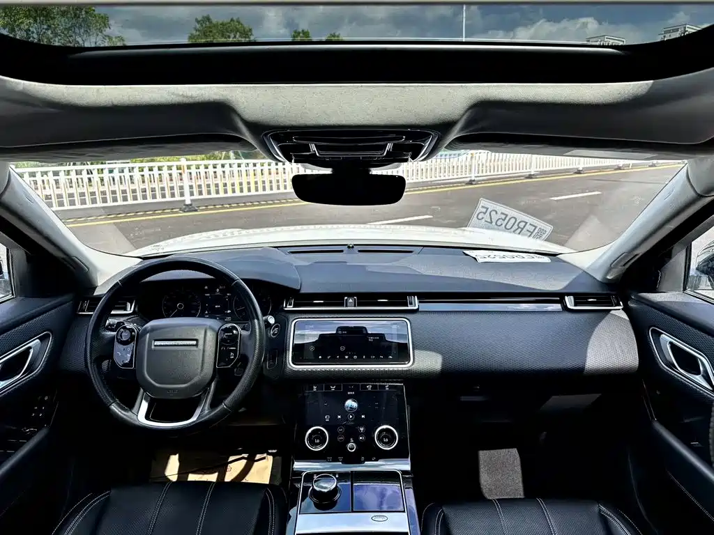 Land Rover Velar — миниатюра 5