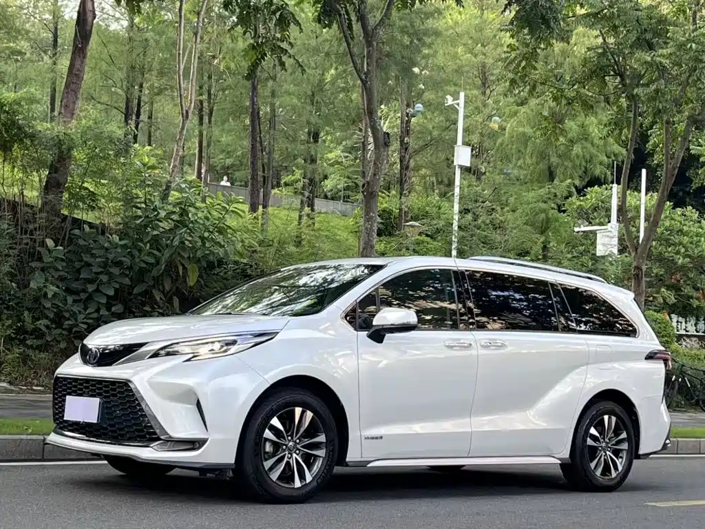 Toyota Granvia