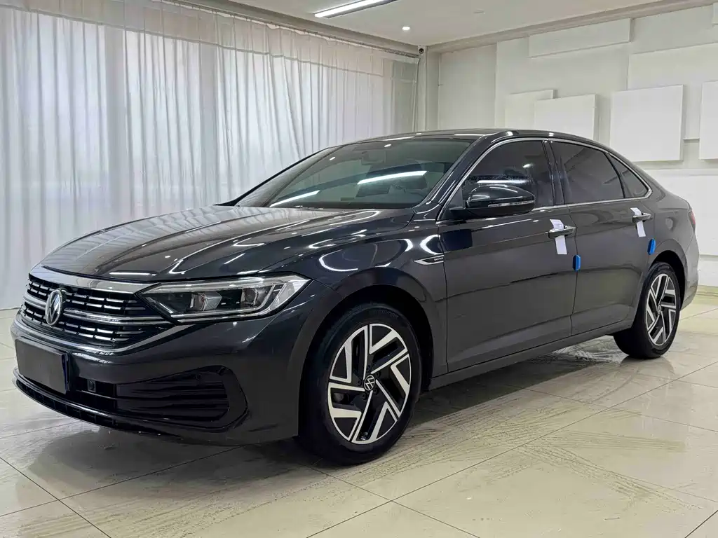 Volkswagen Sagitar 2022