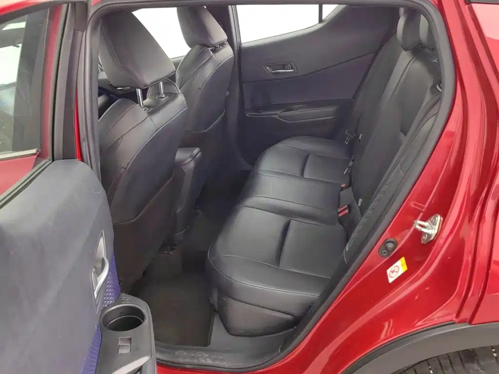 Toyota C-HR — миниатюра 15