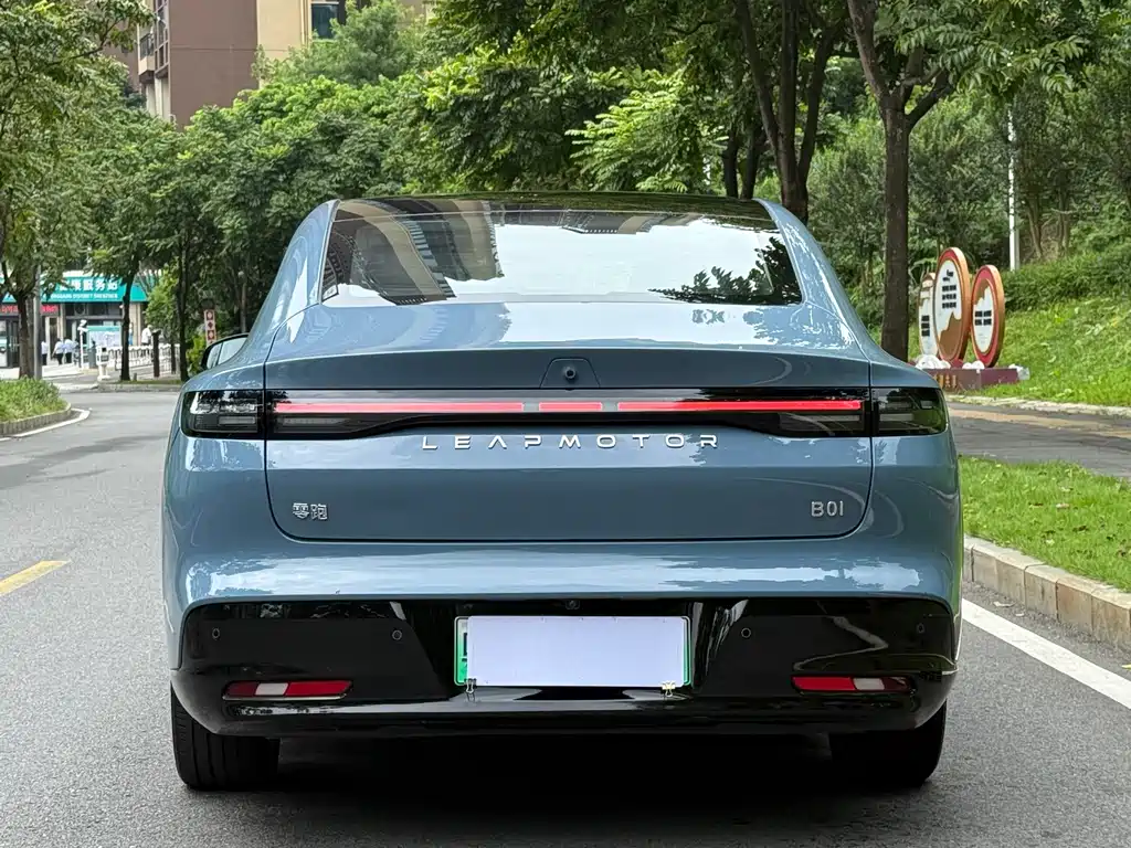 Leapmotor Ноль один. — миниатюра 4