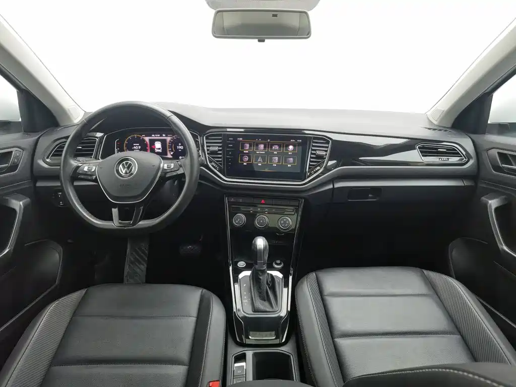 Volkswagen T-Roc — миниатюра 5