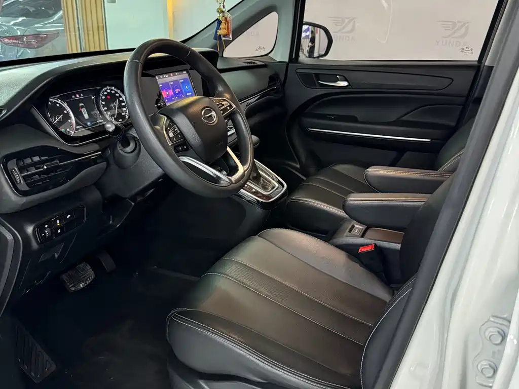 GAC Motor Trumpchi M6 — миниатюра 4