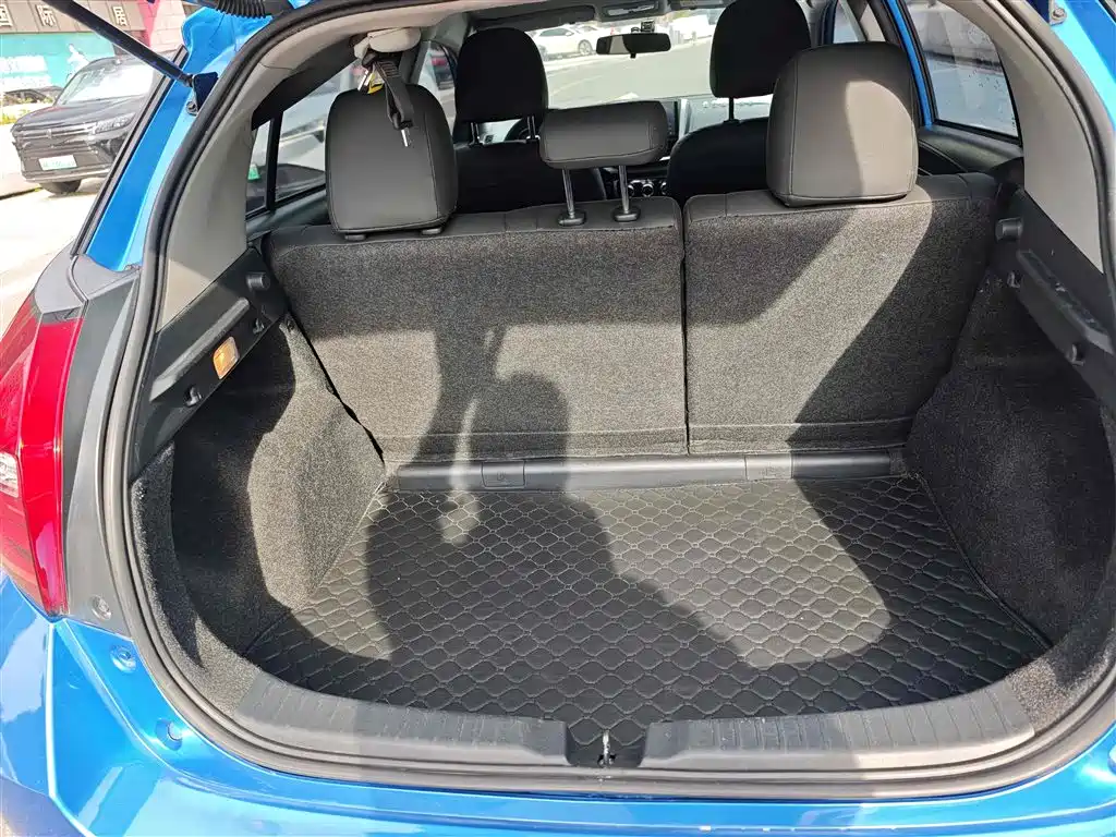Toyota Yaris L Zhixuan YARiS L 2019 1.5E CVT VI