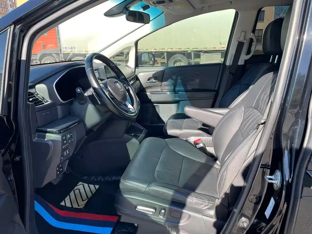 Honda Elysion — миниатюра 4