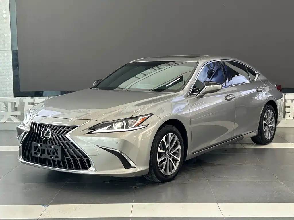 Lexus ES 2021 200 Excellence Edition