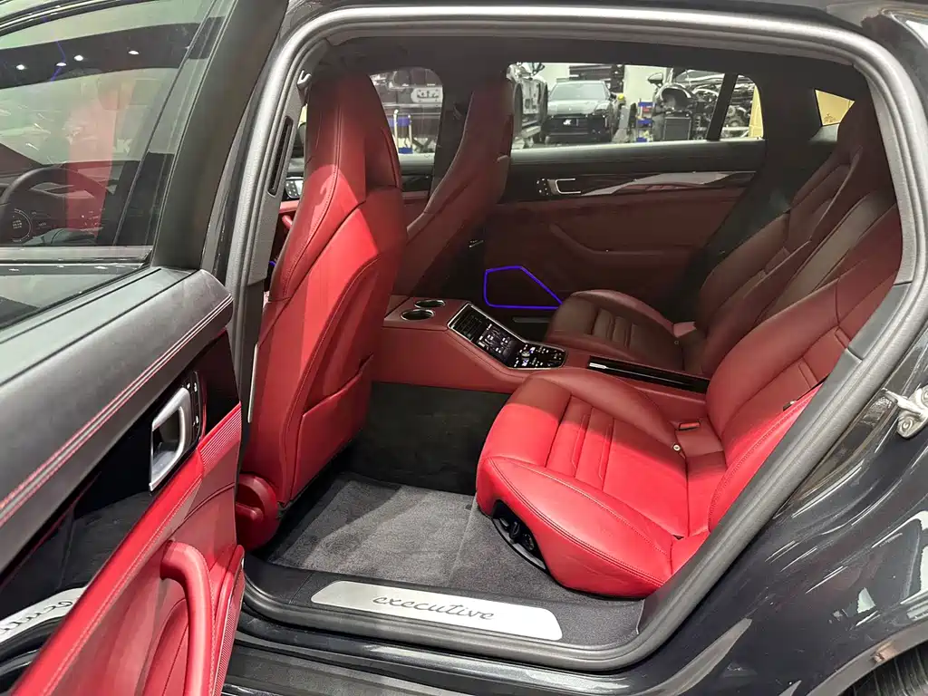 Porsche Panamera — миниатюра 8