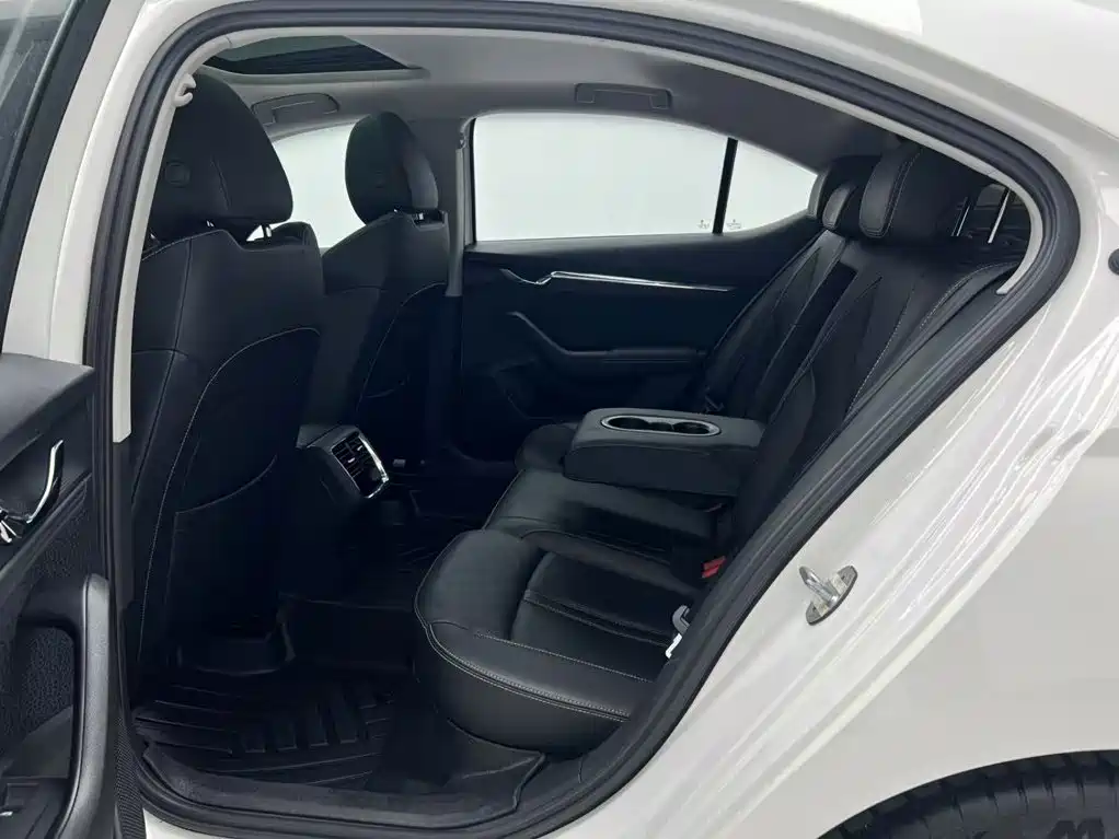 Skoda Octavia — миниатюра 16