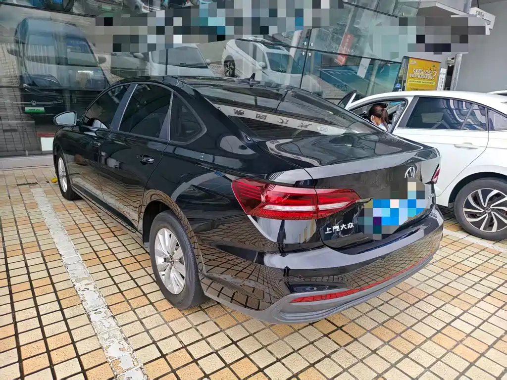 Volkswagen Lavida — миниатюра 4