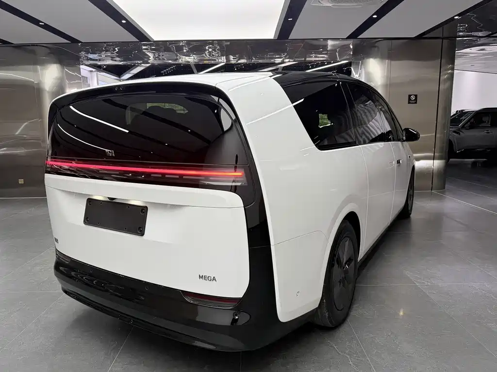 Li Auto Li MEGA — миниатюра 13