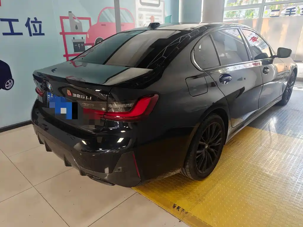 BMW 3 Series — миниатюра 4